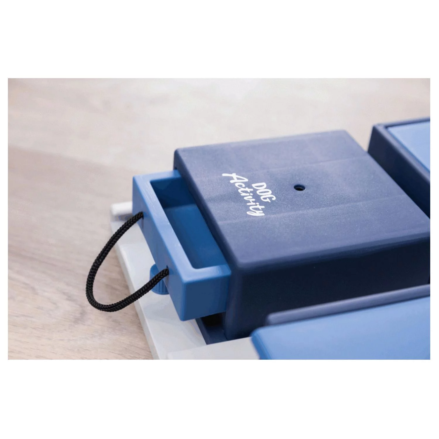 Trixie Dog Activity Poker Box 1 Strategiespel - Hondenspeelgoed - 31x31 Cm Donkerblauw Wit Level 2 - Afbeelding 4