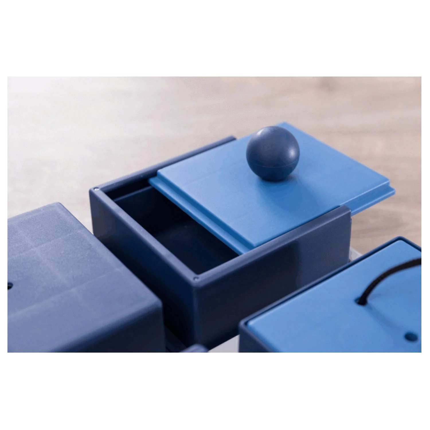 Trixie Dog Activity Poker Box 1 Strategiespel - Hondenspeelgoed - 31x31 Cm Donkerblauw Wit Level 2 - Afbeelding 3